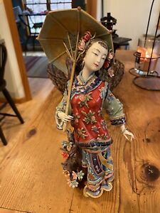 14 Wucai Porcelain Pottery Beauty Women Belle Lady Umbrella Happy Girl Statue