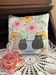 Primitive Pillow Made From Vintage Embroidered Cross Linen With Appliqu Cat