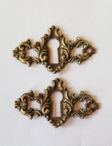 2 Vintage 2 W Victorian Brass Design Key Hole Cover Escutcheon Hardware