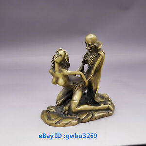 S56 Collect Vintage Oriental Chinese Brass Hand Carved Man Woman Skull Statue