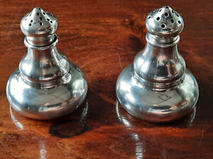 Pair Sterling Merrill Shops Arts Crafts Gennie Bottle Salt Pepper Shakers