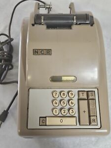 Ncr National 10 Key Adding Machine Class 10 Vintage Non Working