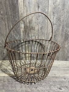 Vintage Wire Gathering Egg Fruit Farmhouse Handled Basket