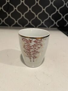 Vintage Japanese Yamahyo Porcelain Saki Cup