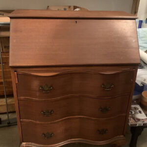 Antique Governor Winthrop Drop Front Clawfoot Desk 