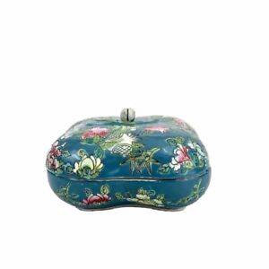Trinket Oriental Container Porcelain Lidded Box With Asian Design Vintage Gift