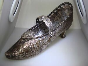 Antique 1900 S Era Hallmarked Sterling Silver Repousse Shoe 