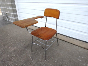 Vintage Mid Century Modern Eames Era 1950s Heywood Wakefield School Desk Chair