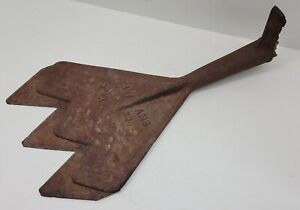 Iwans Antique Cast Iron Solid Socket Hay Knife Farm Tool Head Blade Cutter Rare
