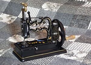 Charles Raymond C1861 Cast Iron Hand Crank Chain Stitch Sewing Machine