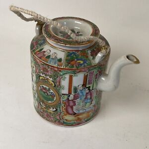 Antique Rose Medallion China 19th Century Teapot W Handle 5 1800s