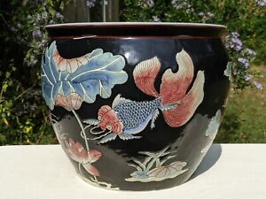Fine Chinese Porcelain Famille Noir Lotus Planter Jardiniere W Koi Fish Interior