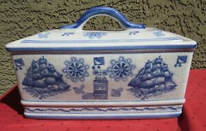 Large Antique Chinese Crackle Glaze Porcelain Signed Covered Bowl Dish Box