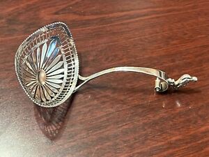 Antique Sterling Silver Sugar Sifter Strainer Spoon 26 7 Grams