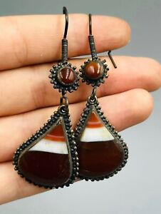 Antique Old Middle Eastern Silver Earring With Carnelian