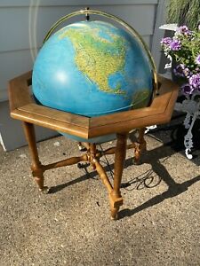 Vintage Geoscope Large 20 Illuminated World Globe With Stand Made In Italy