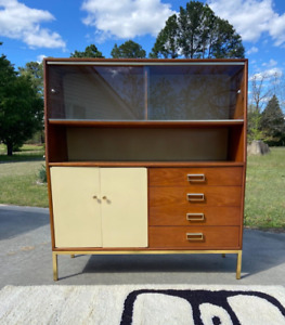 Mid Century Modern Sun Coast China Cabinet Credenza By Drexel Exc Condition