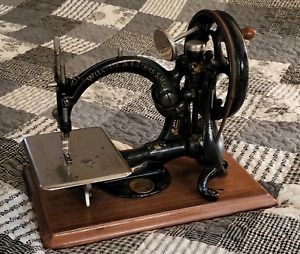 Wilcox Gibbs Antique Chain Stitch Hand Crank Sewing Machine