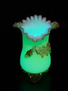 Stevens And Williams Uranium Art Glass Vase Crimped Rim Acorn Applique Glass