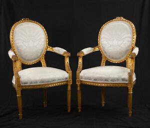 New Schumacher Collette Damask Pair 1900s Louis Xv Giltwood Accent Chairs