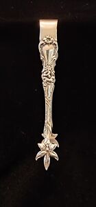 Vintage 1835 R Wallace A1 Silver Sugar Tongs Floral Tongs Daffodil Pattern