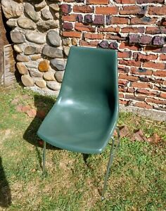 Vintage Mcm Krueger Eames Fiberglass Dark Green Chair
