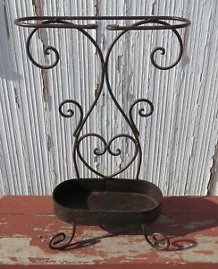 Antique Umbrella Stand Wrought Iron 15 X 22 5 X 8 Very Strong