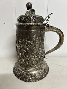 Beautiful Solid Silver Repousse Tankard Battle Scene English Very Old