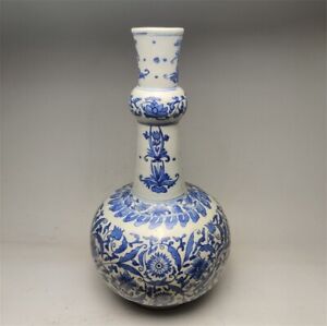 Blue And White Garlic Vase Late Ming And Early Qing Dynasty
