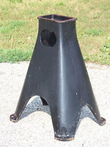 Vintage Cast Iron Machine Age Base Stand Steampunk Industrial Table Pedestal Old