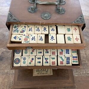 Rare Chinese Antique 1920 S Mahjong Bone Dovetail Bamboo Cased Set