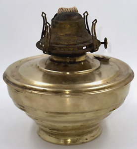 Antique Brass Kerosene Oil Hanging Or Stand Lamp Peg Font With No 2 Burner