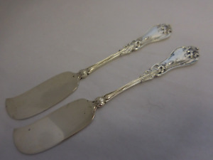 2 Whiting Violet 1905 Sterling Silver Butter Spreaders Unmonogrammed