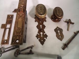 Antique Norwalk Cast Brass Double Key Entrance Oval Door Knob Set With Keys 820