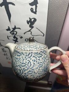 Simple And Beautiful Chinese Porcelain Teapot 