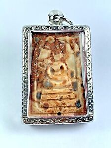 Handmade Carved Sam Roi Yod Relics Arahant Somdej Pendant Fetish Thai Amulet
