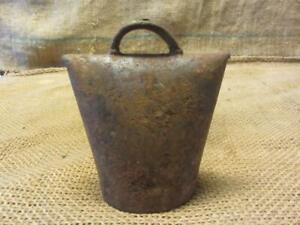 Vintage Triangle Round Metal Cow Sheep Bell Rare Antique Farm 10264