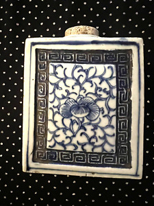 Antique Chinese Blue White Porcelain Square Tea Caddy Jar