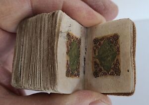 Koran Miniature Arabic Manuscript Vintage Quran Islamic Rare 20 X 28 Mm