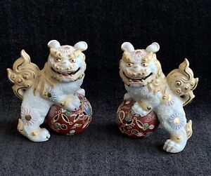 Japanese Kutani Foo Dogs Hand Painted Porcelain Statues Pair
