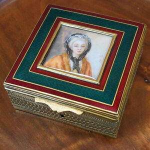 Fine 1890 Belle Poque French Gilt Bronze Enamel Artist Signed Portrait Box