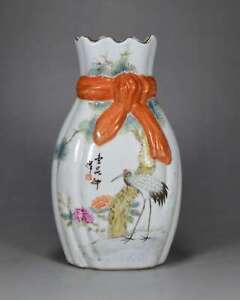 Chinese Light Colorful Porcelain Handmade Exquisite Pine Crane Pattern Vase 1809