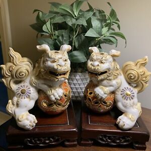 Kutani Japanese Marked 7 Porcelain Foo Dogs Temple Lions With Wood Base