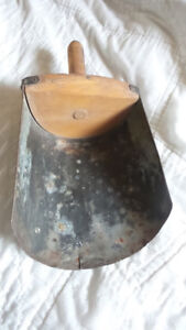 Vintage Primitive Rustic Flour Or Seed Large Scoop Tin And Wood