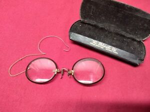 Antique Triumph Armless Pinch Nose Spectacles Eyeglasses W Ear Attachment Case