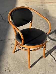 Mid Century Bentwood Chair By Le Corbusier For Thonet Sample Chair