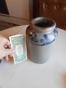 Beautiful Small 19th Century American Decorated Stoneware Jar