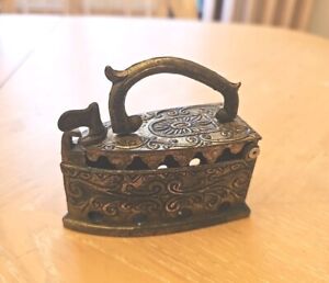 Antique Sad Iron Ornate Brass Coal Heated Small Lace Collar Iron Working Jd