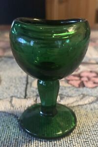 Antique John Bull Emerald Green Glass Eye Wash Cup Patent 1917