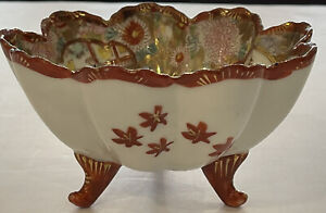 Antique Kutani Japanese Moriage Porcelain Scalloped Footed Bowl